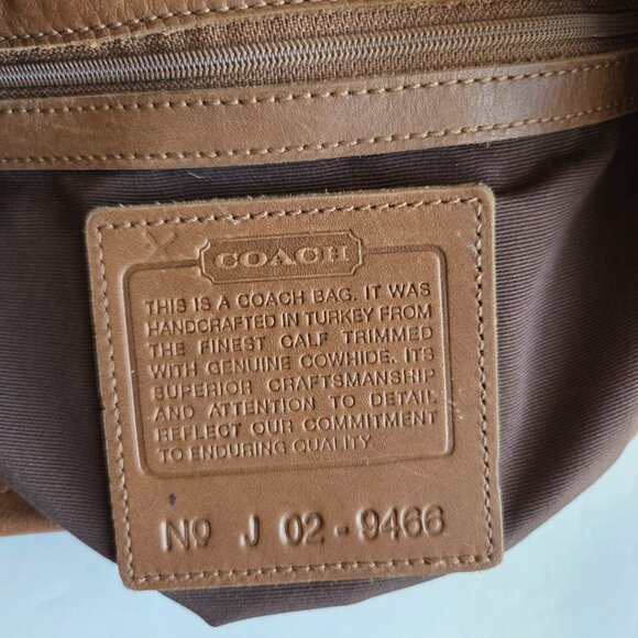 EUC & HTF Vintage Coach West End Large Hobo (#9466) in Vicuna - Picture 15 of 16